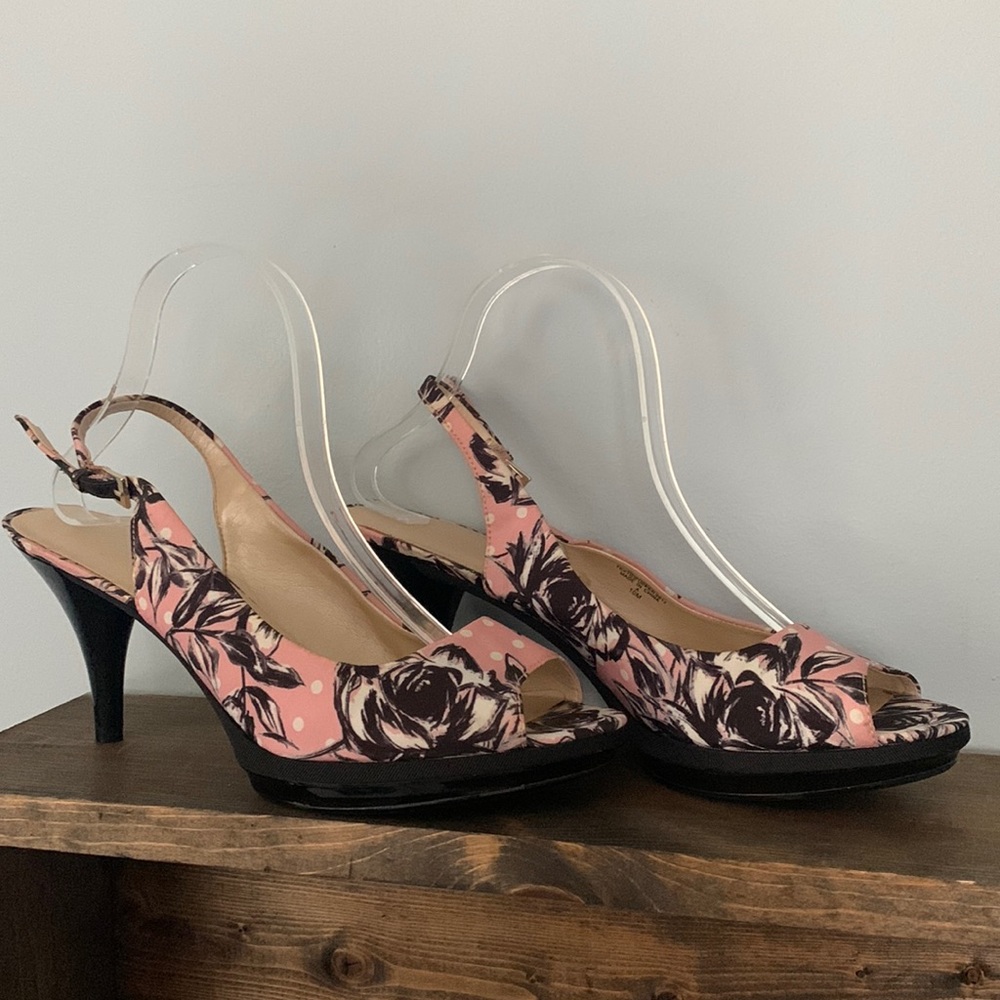 Nine West Punk Black Floral 3.25” Heels Size 10